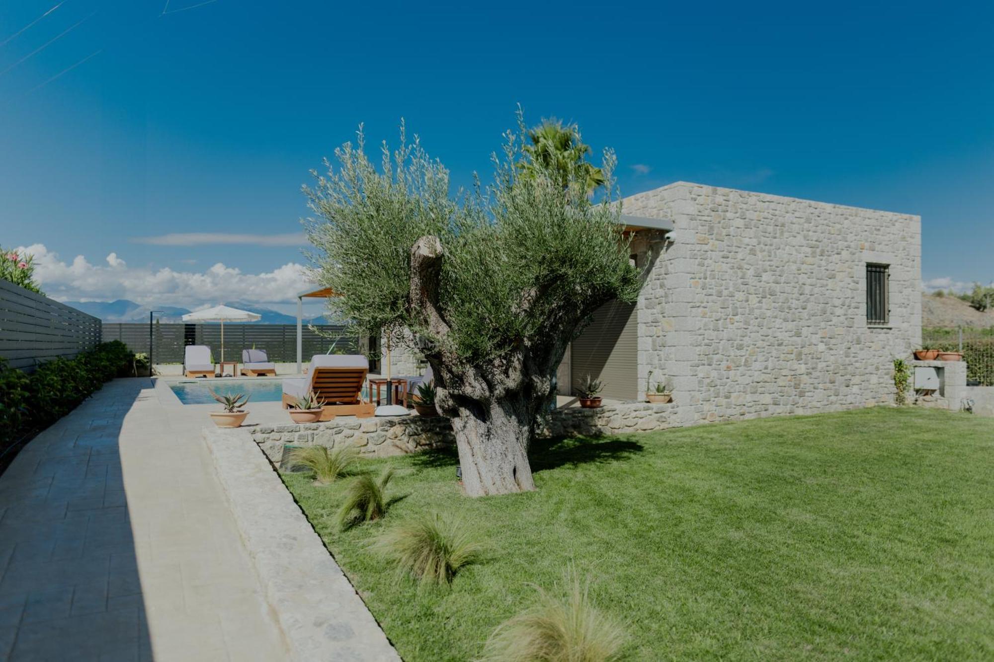 Niama Luxury Apartments Nafplion Exteriör bild