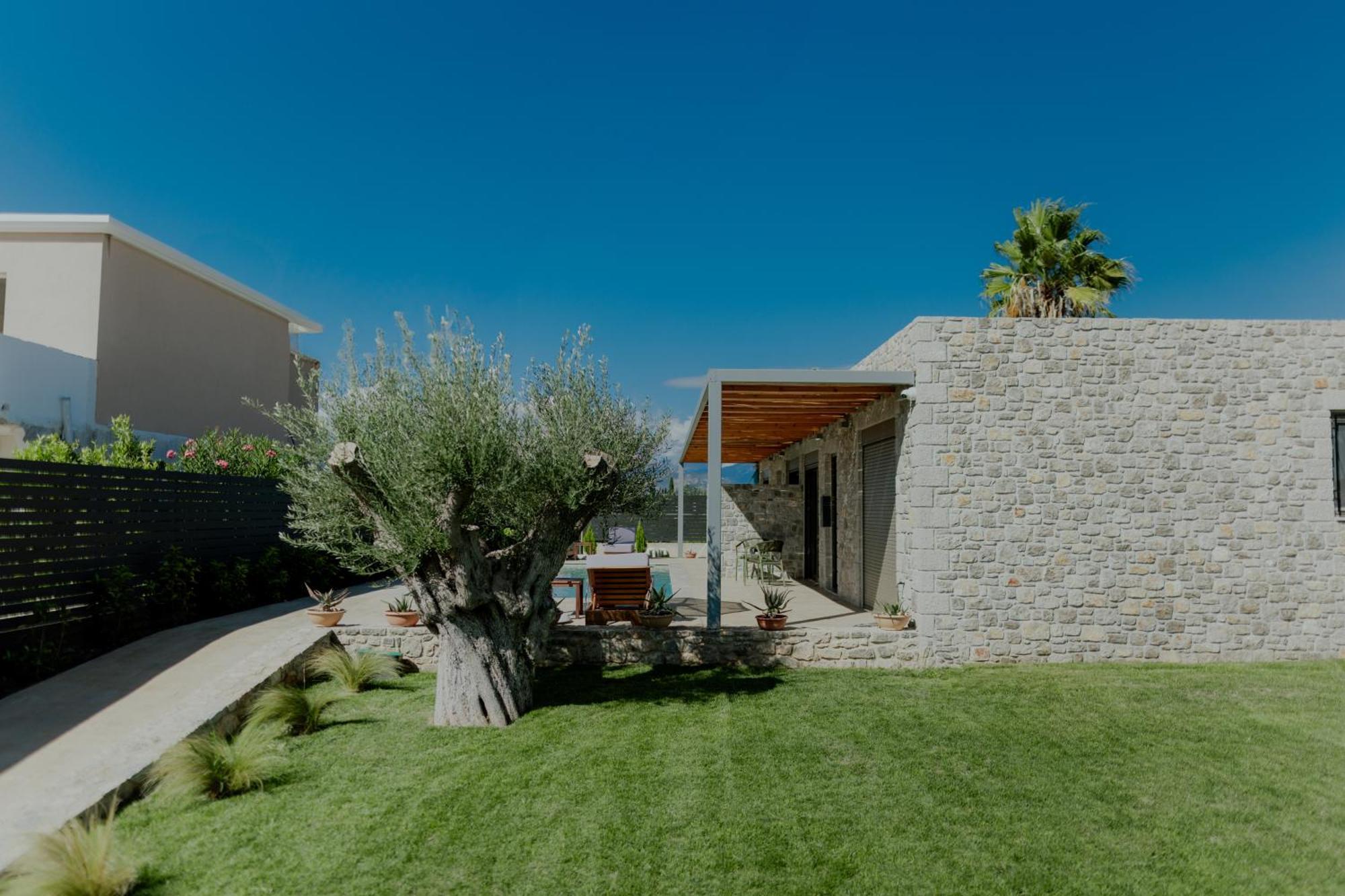 Niama Luxury Apartments Nafplion Exteriör bild